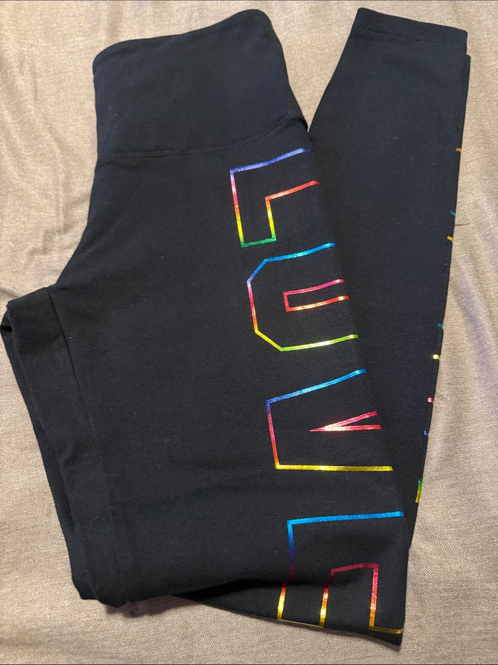 PINK Victoria’s Secret Leggings Size S Black Rainbow Foil Logo NWT